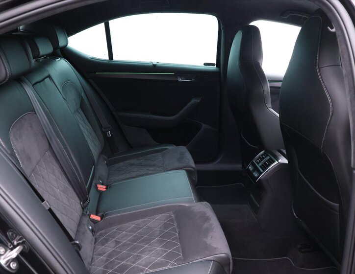 Škoda Superb Liftback 2,0 l 147 kw