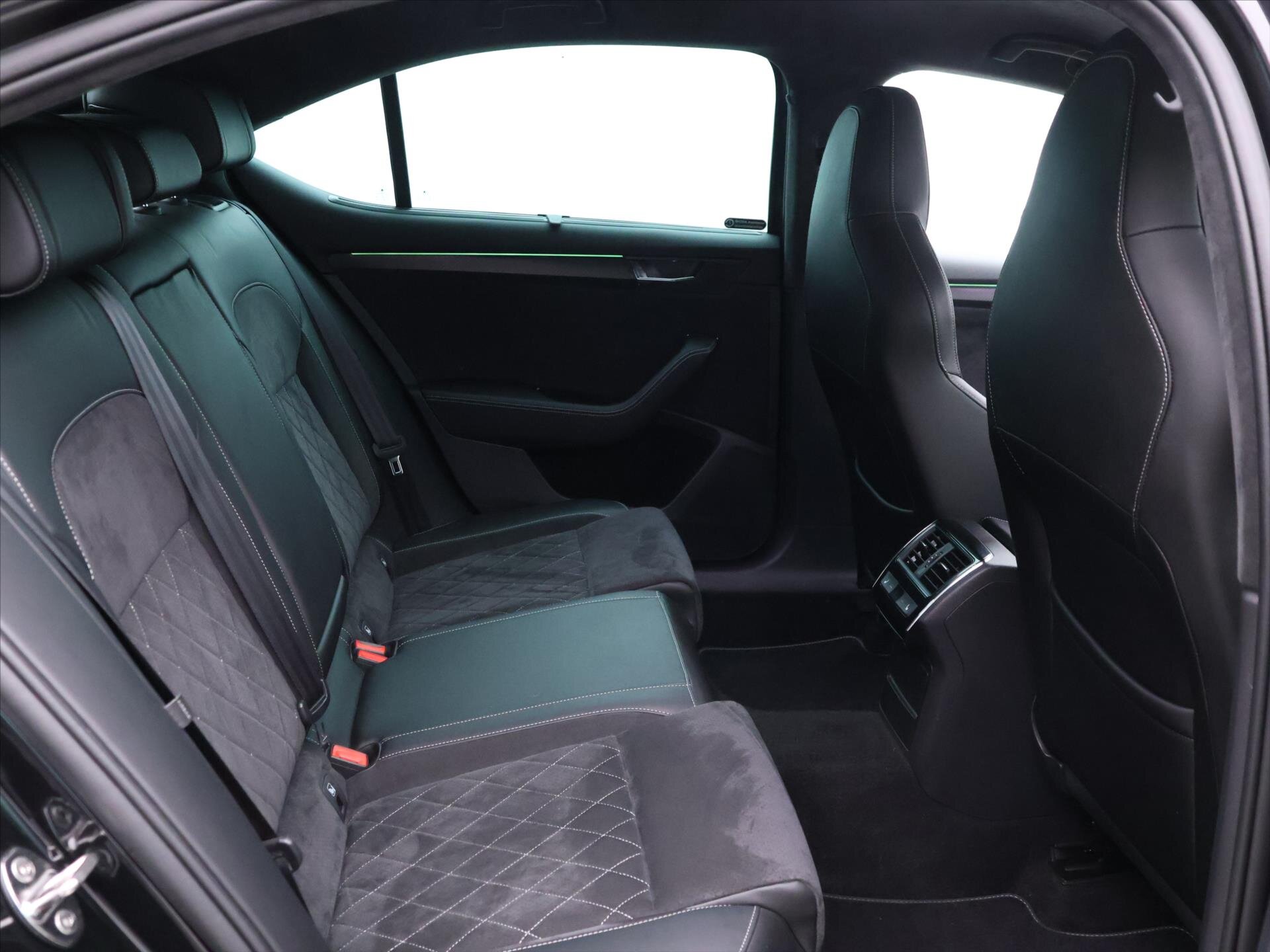 Škoda Superb Liftback 2,0 l 147 kw