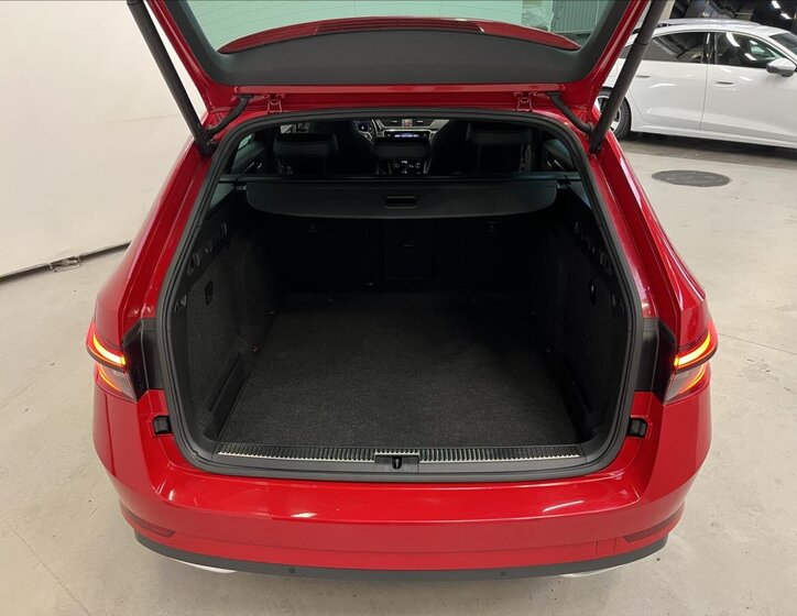 Škoda Superb Kombi 2,0 l 147 kw