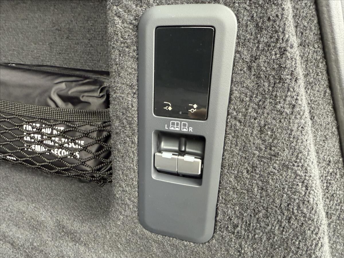 Land Rover Range Rover Sport SUV 3,0 l 184 kw