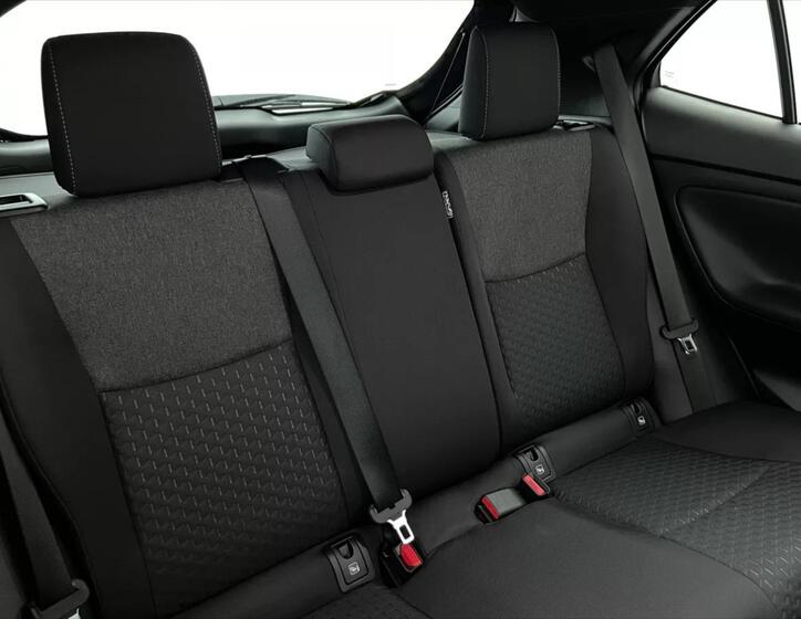 Toyota Yaris Cross 12