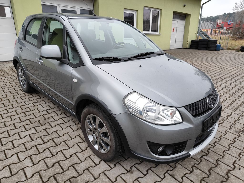 Suzuki SX4