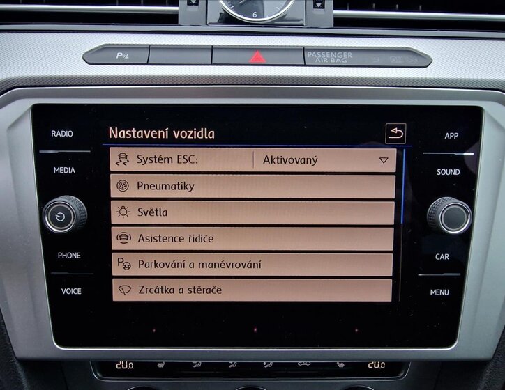 Volkswagen Passat Kombi 1,4 l 110 kw