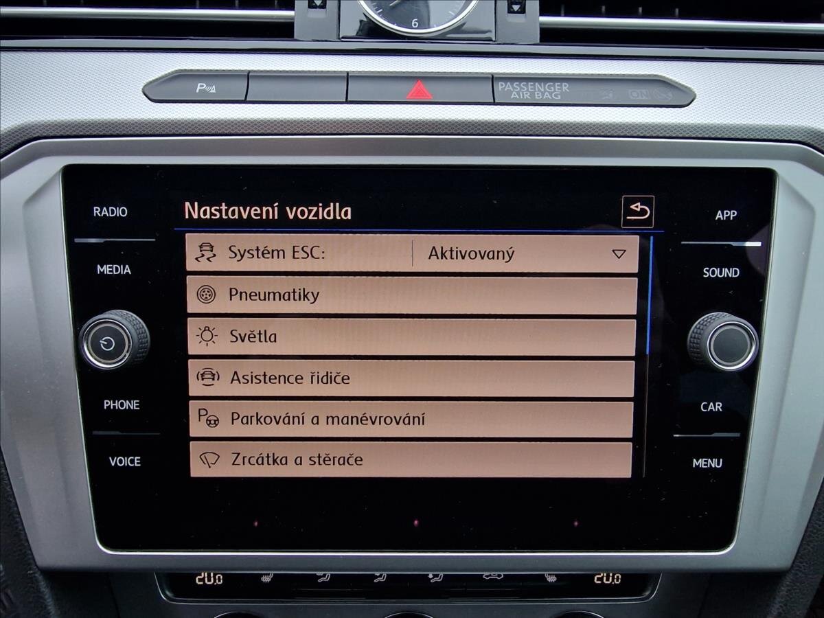 Volkswagen Passat Kombi 1,4 l 110 kw