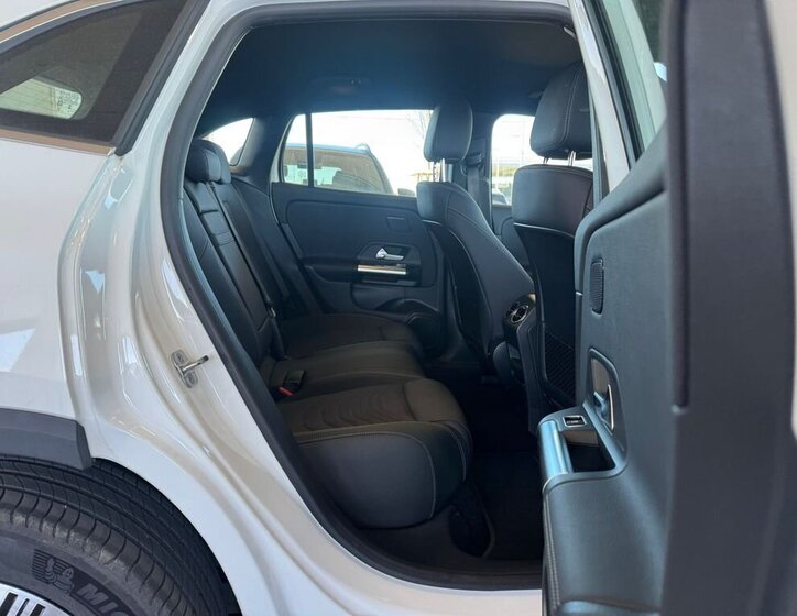 Mercedes-Benz EQA SUV / Terénní 0,0 140 kw