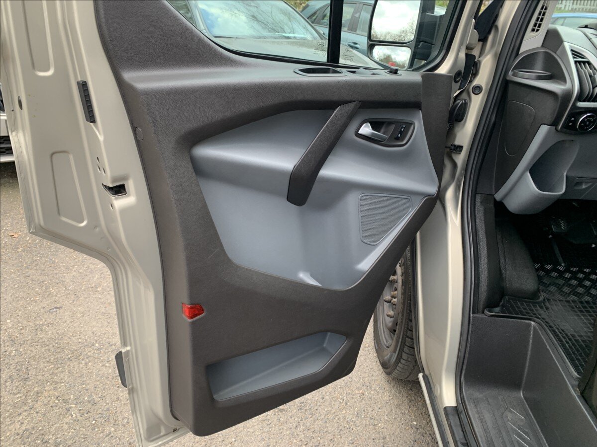 Ford Transit Custom VAN / Minibus 2,0 l 96 kw