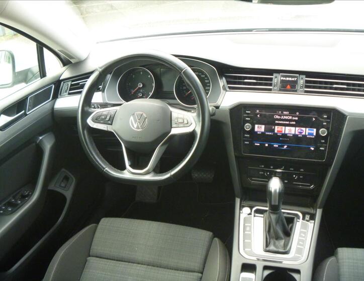 Volkswagen Passat 13