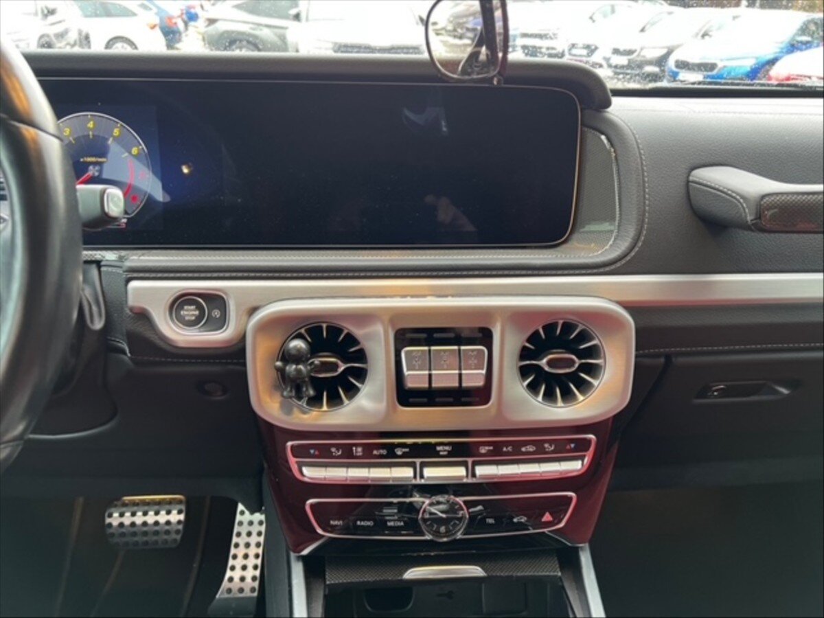 Mercedes-Benz Třídy G SUV 4,0 l 310 kw