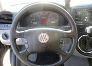 Volkswagen Multivan 15