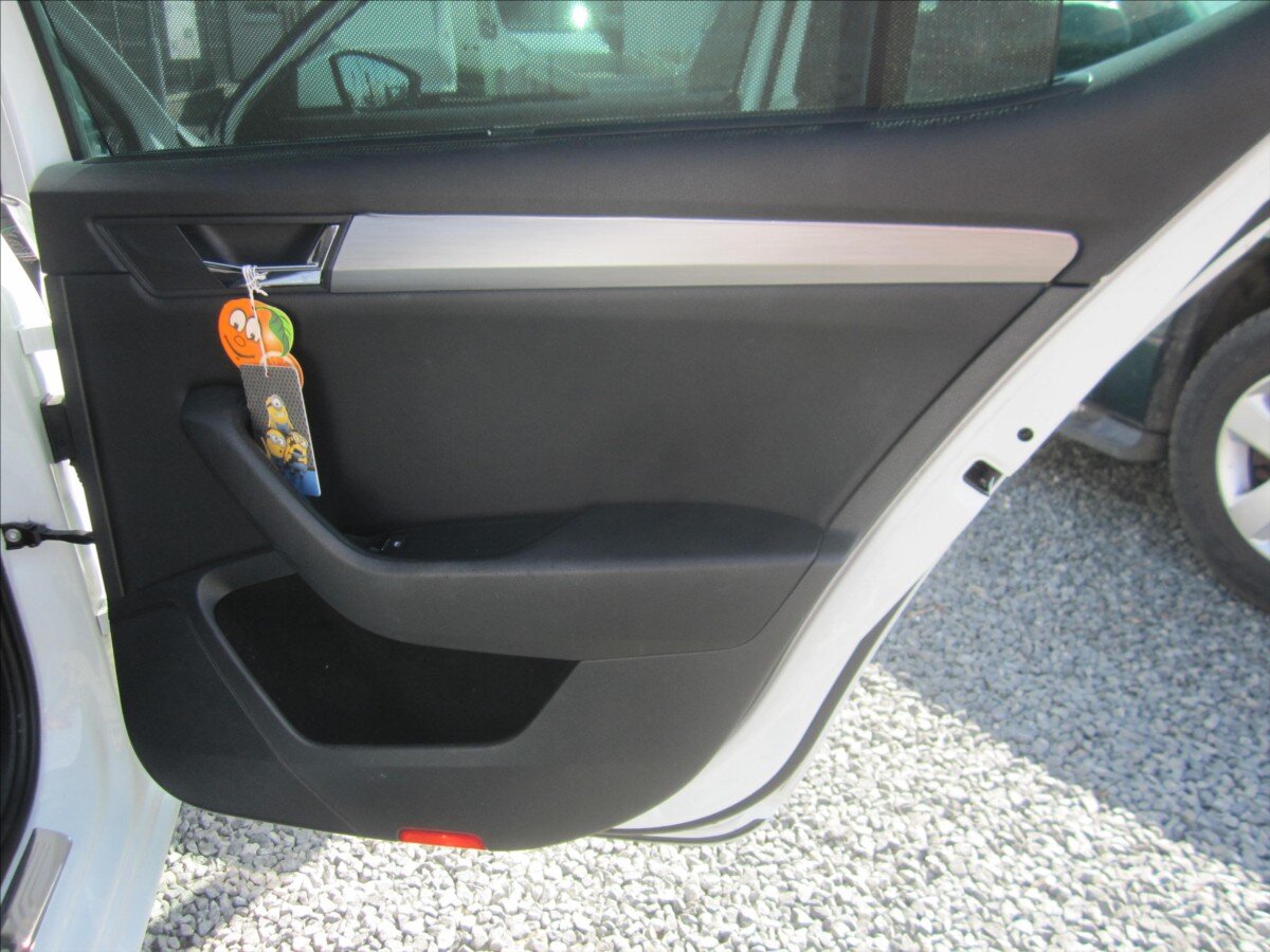 Škoda Superb Sedan 2,0 l 110 kw