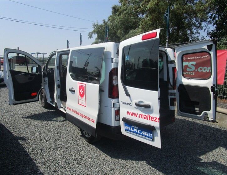 Renault Trafic 38