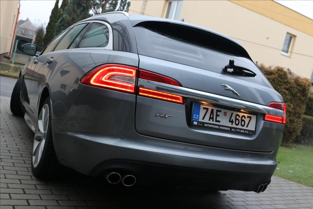 Jaguar XF Kombi 3,0 l 177 kw