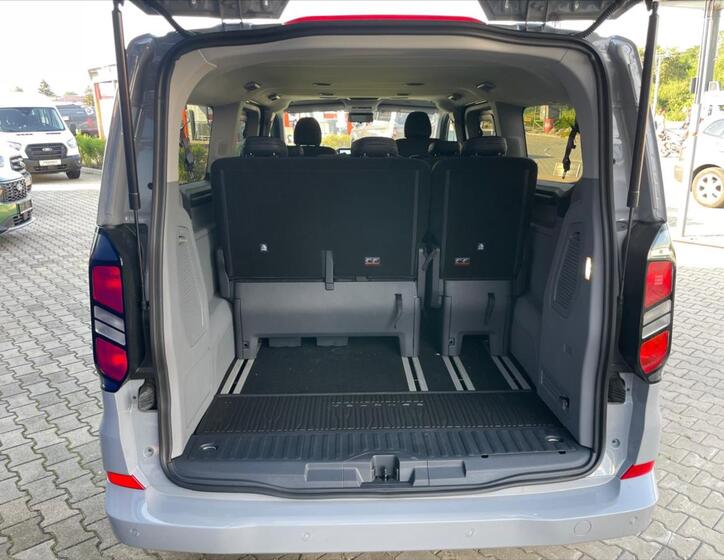 Ford Tourneo Custom Kombi 2,0 l 125 kw