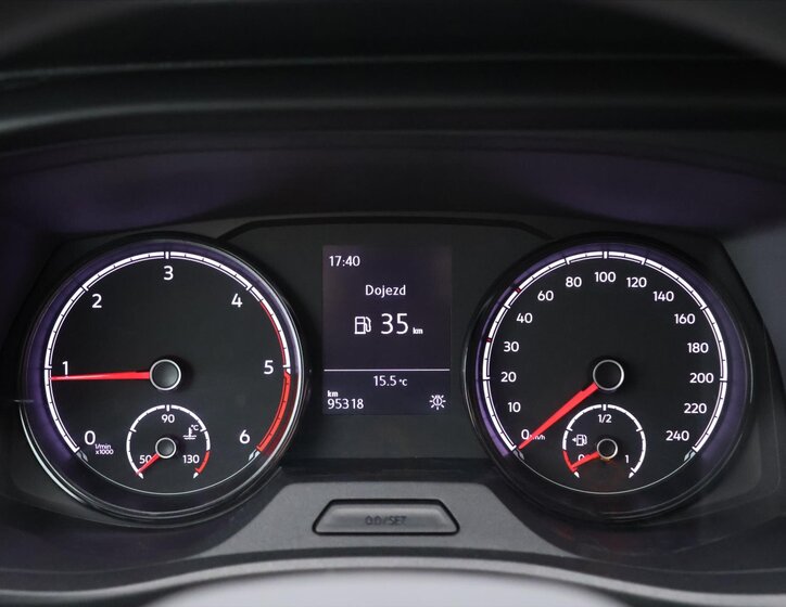 Volkswagen Transporter Kombi 2,0 l 81 kw