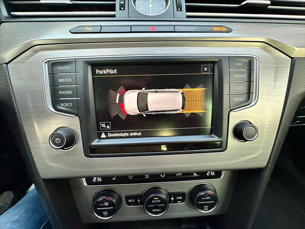 Volkswagen Passat Kombi 2,0 l 110 kw