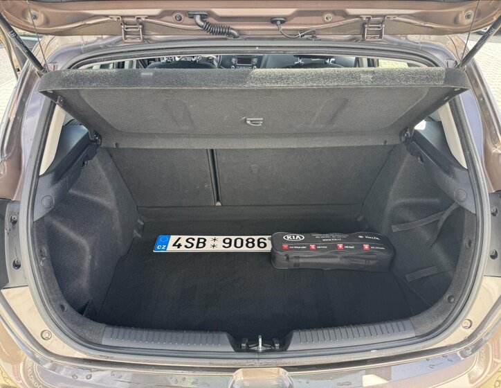 KIA Ceed Hatchback 1,4 l 73 kw