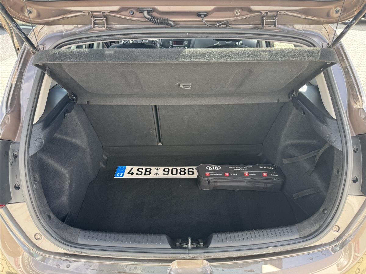 KIA Ceed Hatchback 1,4 l 73 kw