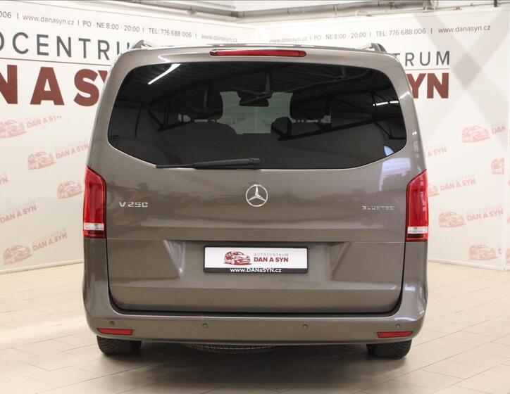 Mercedes-Benz Třídy V 5