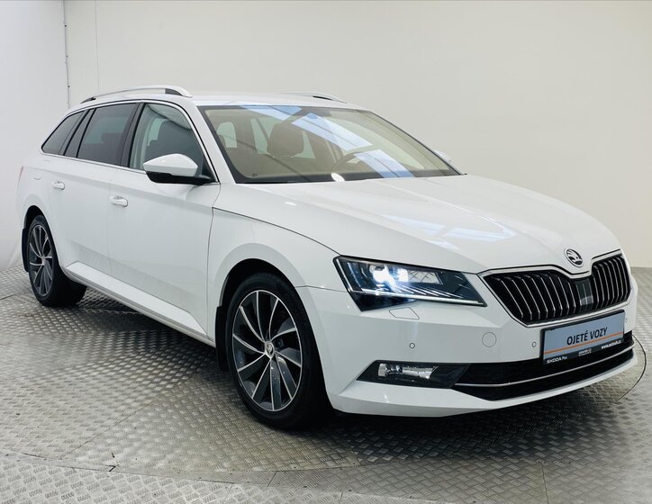 Škoda Superb 24