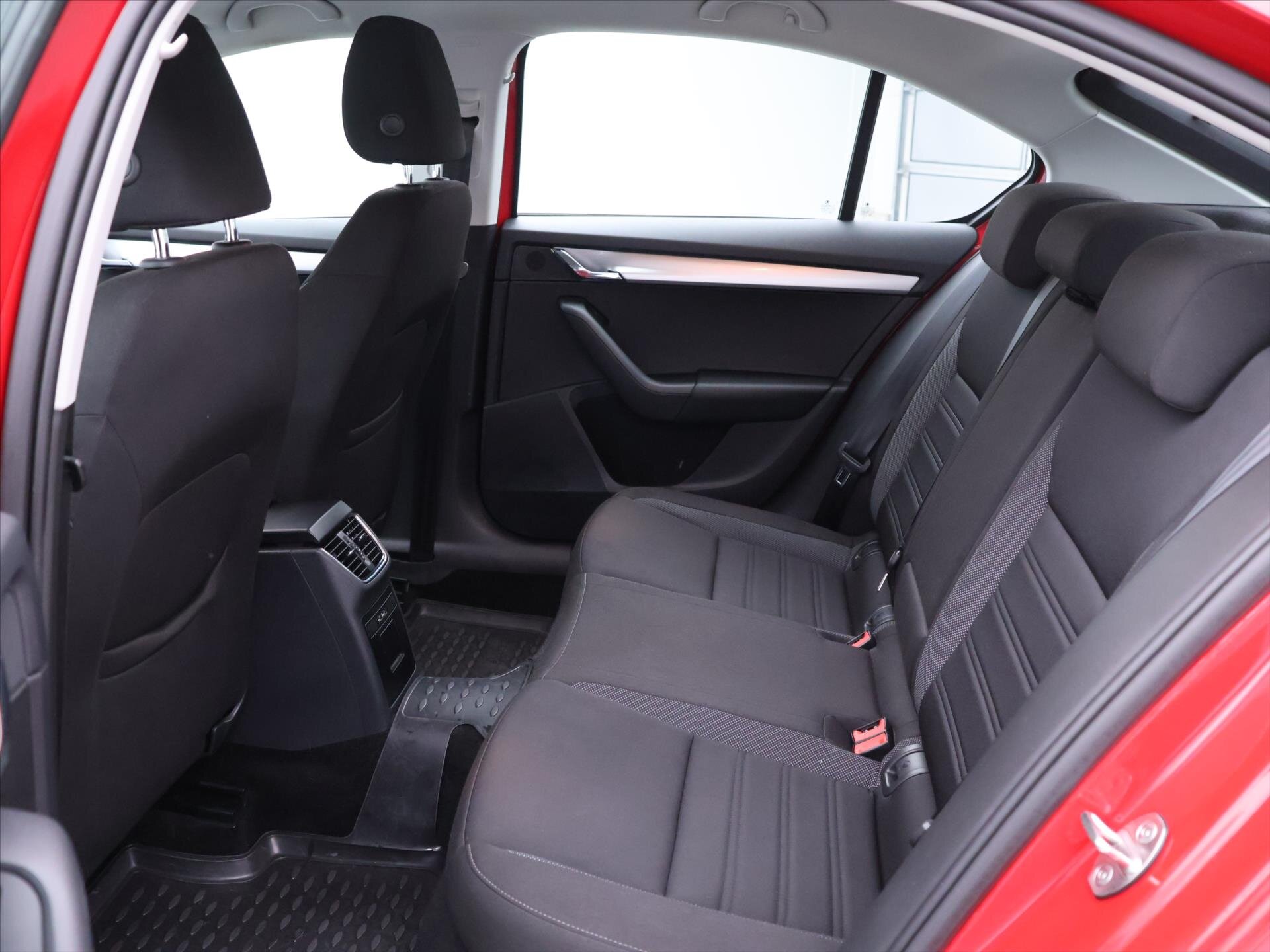 Škoda Octavia Liftback 999,0 85 kw