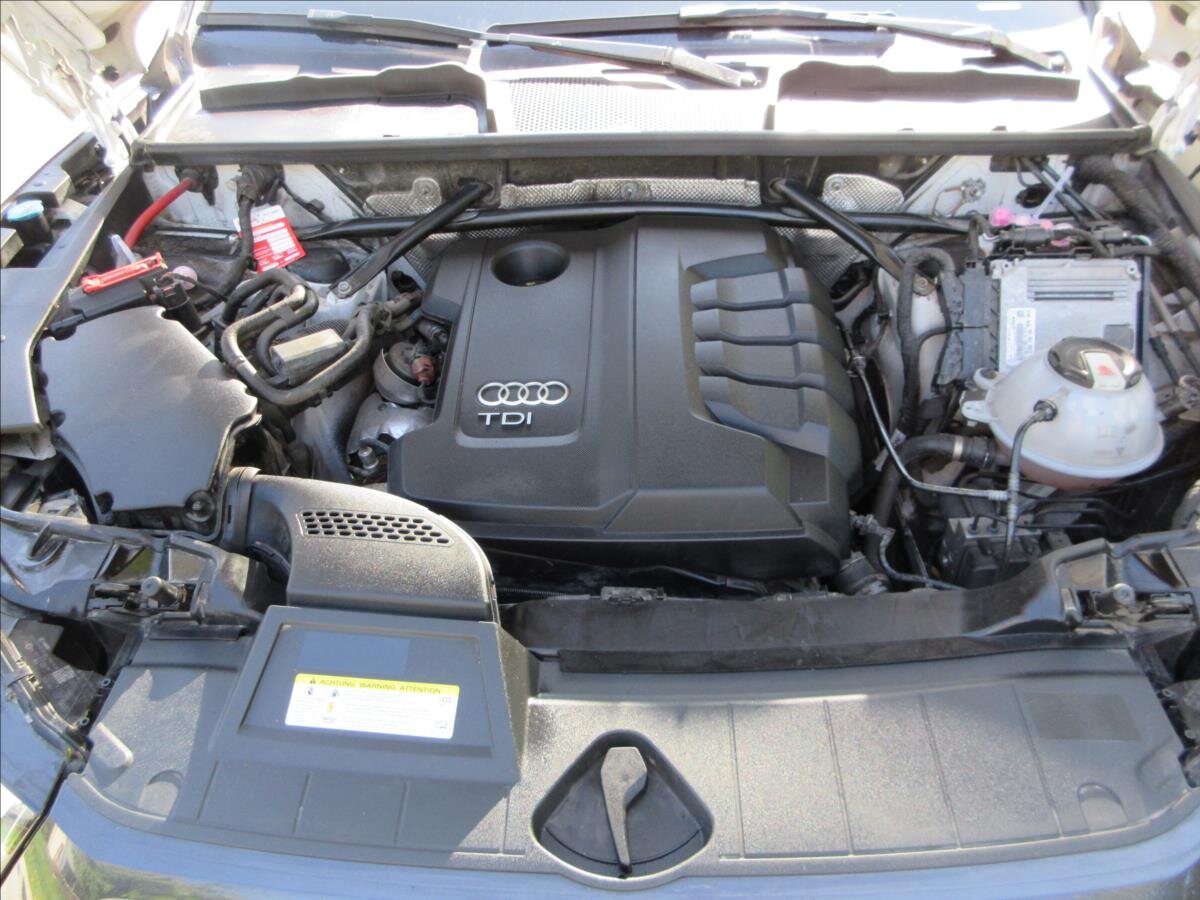 Audi Q5 SUV / Terénní 2,0 l 140 kw