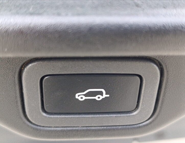 Land Rover Range Rover SUV / Terénní 5,0 l 386 kw