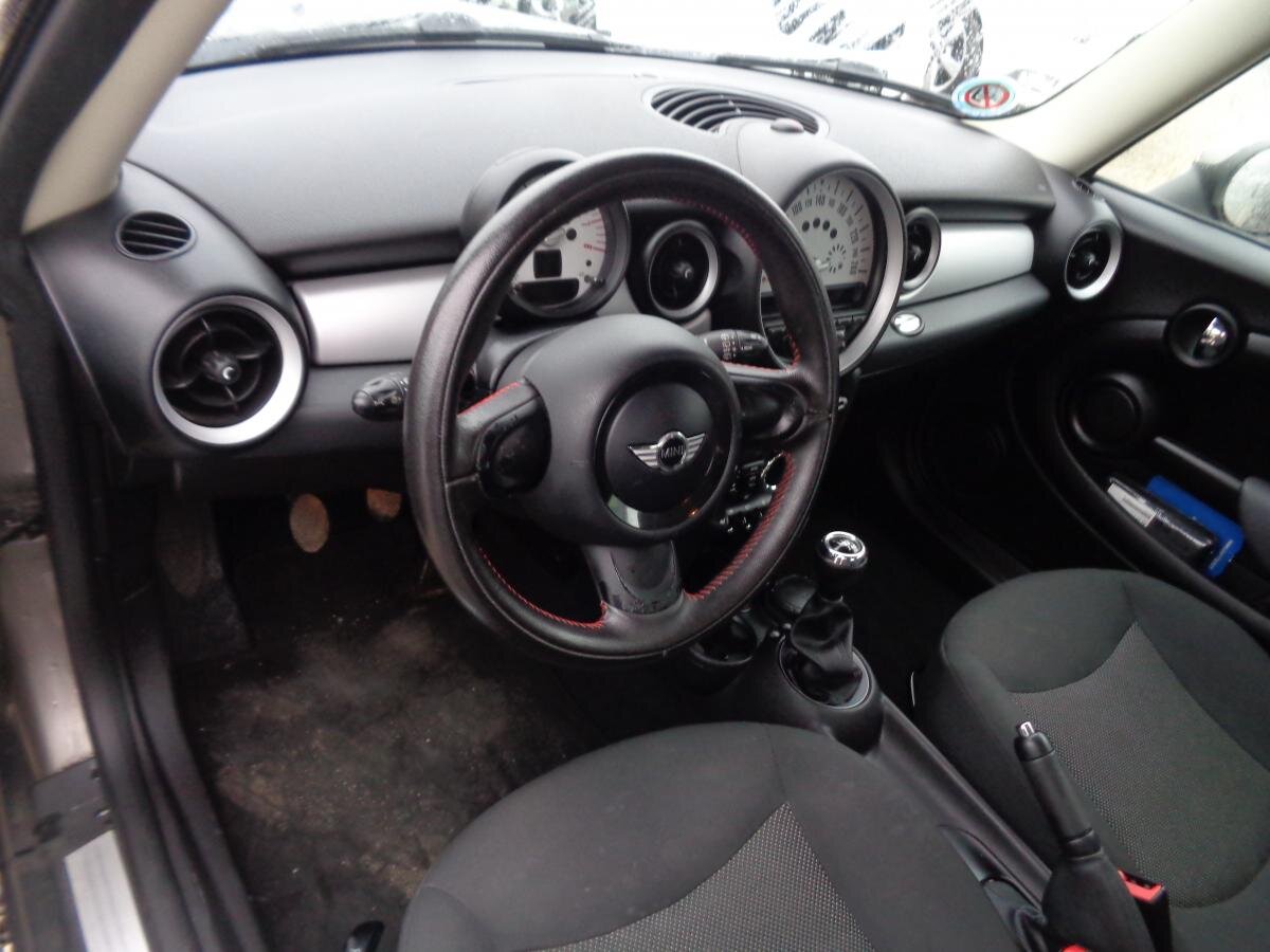 Mini Cooper Hatchback 1,6 l 72 kw