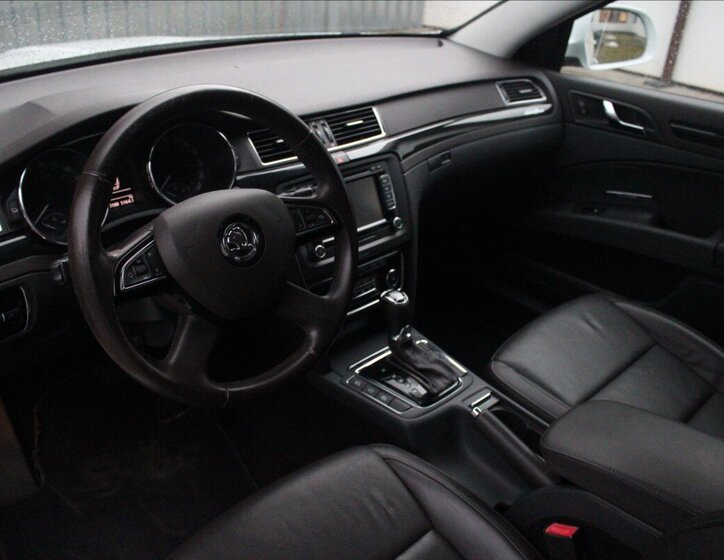 Škoda Superb Sedan 2,0 l 125 kw
