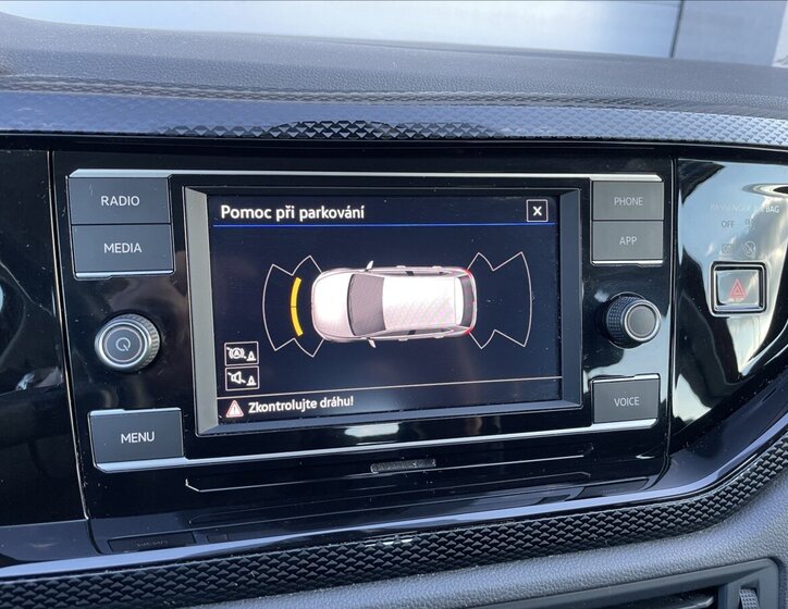 Volkswagen Polo Hatchback 999,0 70 kw