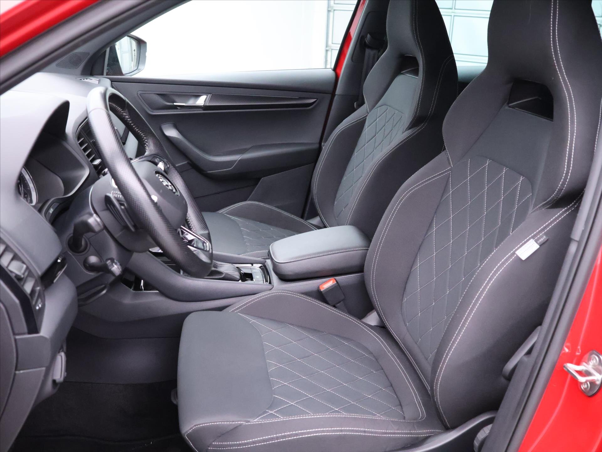 Škoda Karoq SUV 1,5 l 110 kw