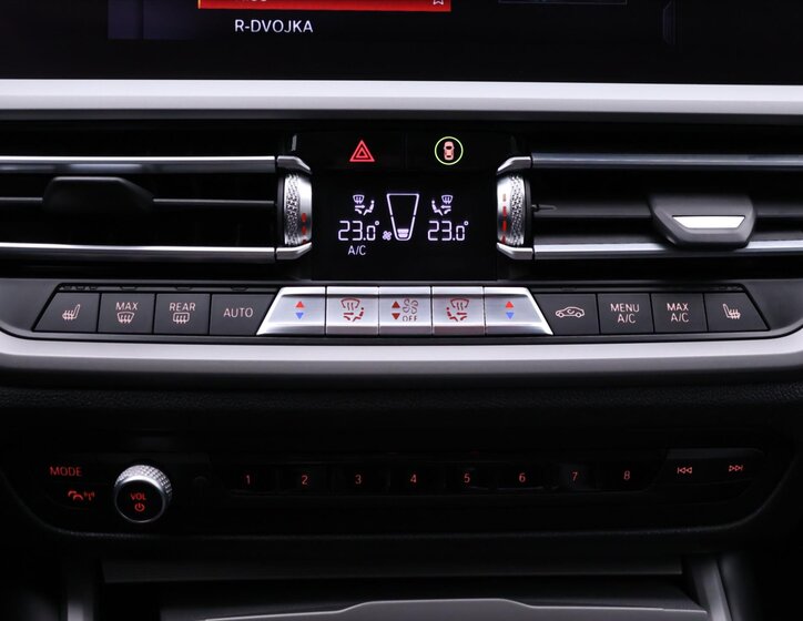 BMW Řada 3 Sedan / Limuzína 2,0 l 140 kw