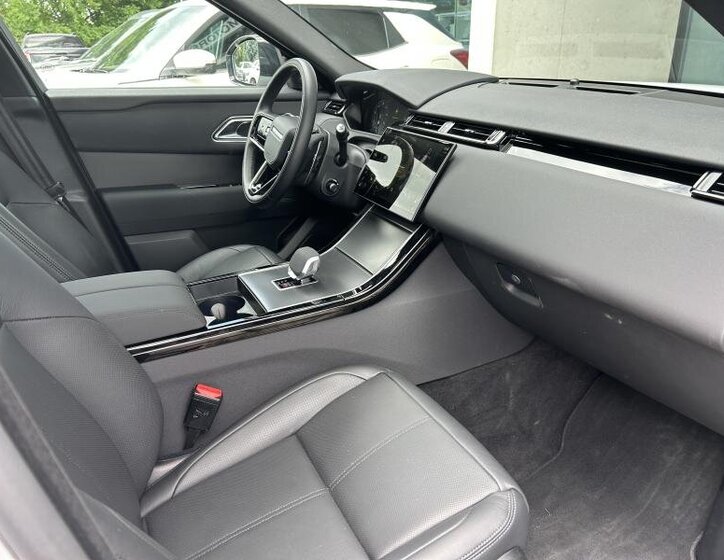 Land Rover Range Rover Velar SUV 3,0 l 221 kw