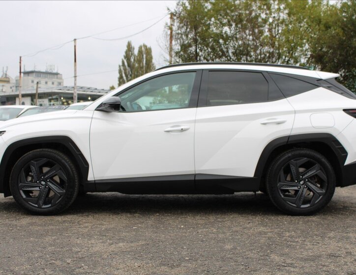 Hyundai Tucson SUV 1,6 l 110 kw