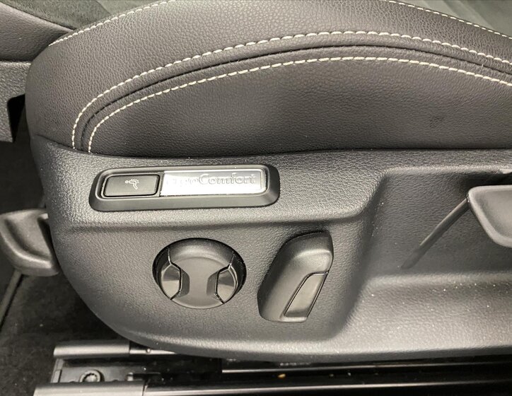 Volkswagen Passat Kombi 2,0 l 147 kw