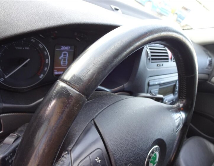 Škoda Octavia Kombi 2,0 l 103 kw