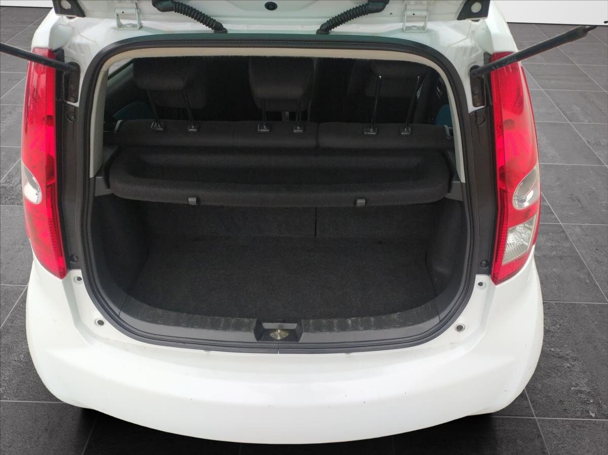 Suzuki Splash Hatchback 1,2 l 63 kw