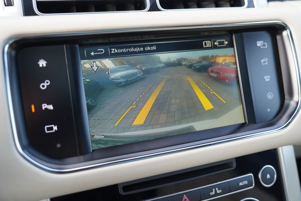 Land Rover Range Rover SUV / Terénní 4,4 l 250 kw