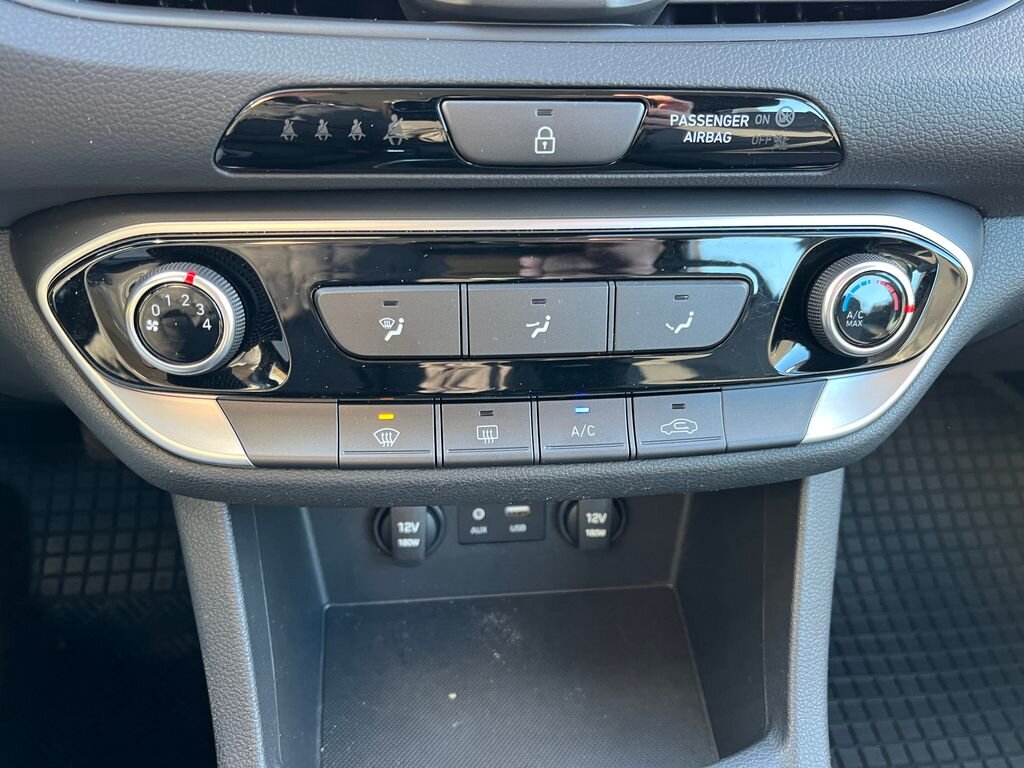 Hyundai i30 Hatchback 998,0 88 kw