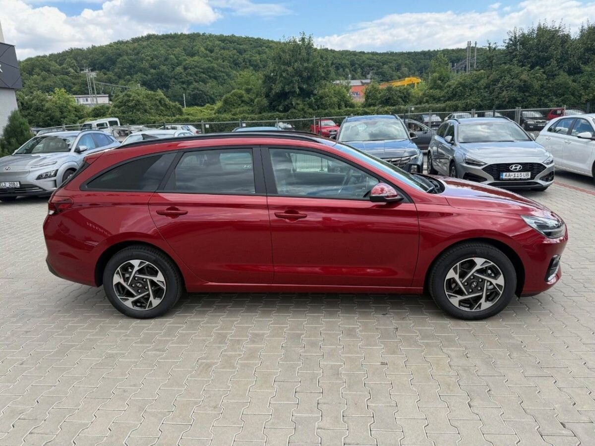 Hyundai i30 Kombi 1,5 l 71 kw
