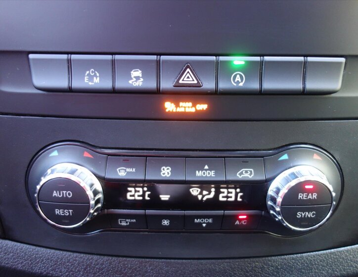 Mercedes-Benz Vito Kombi 2,1 l 140 kw