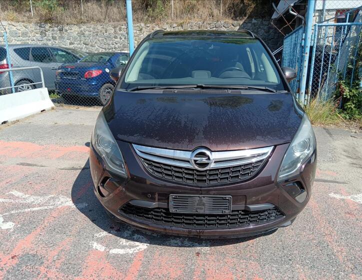 Opel Zafira 2