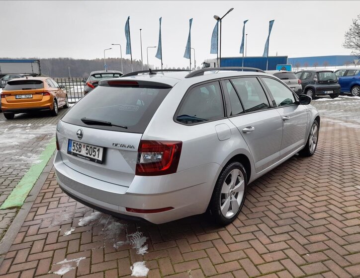 Škoda Octavia Kombi 2,0 l 110 kw