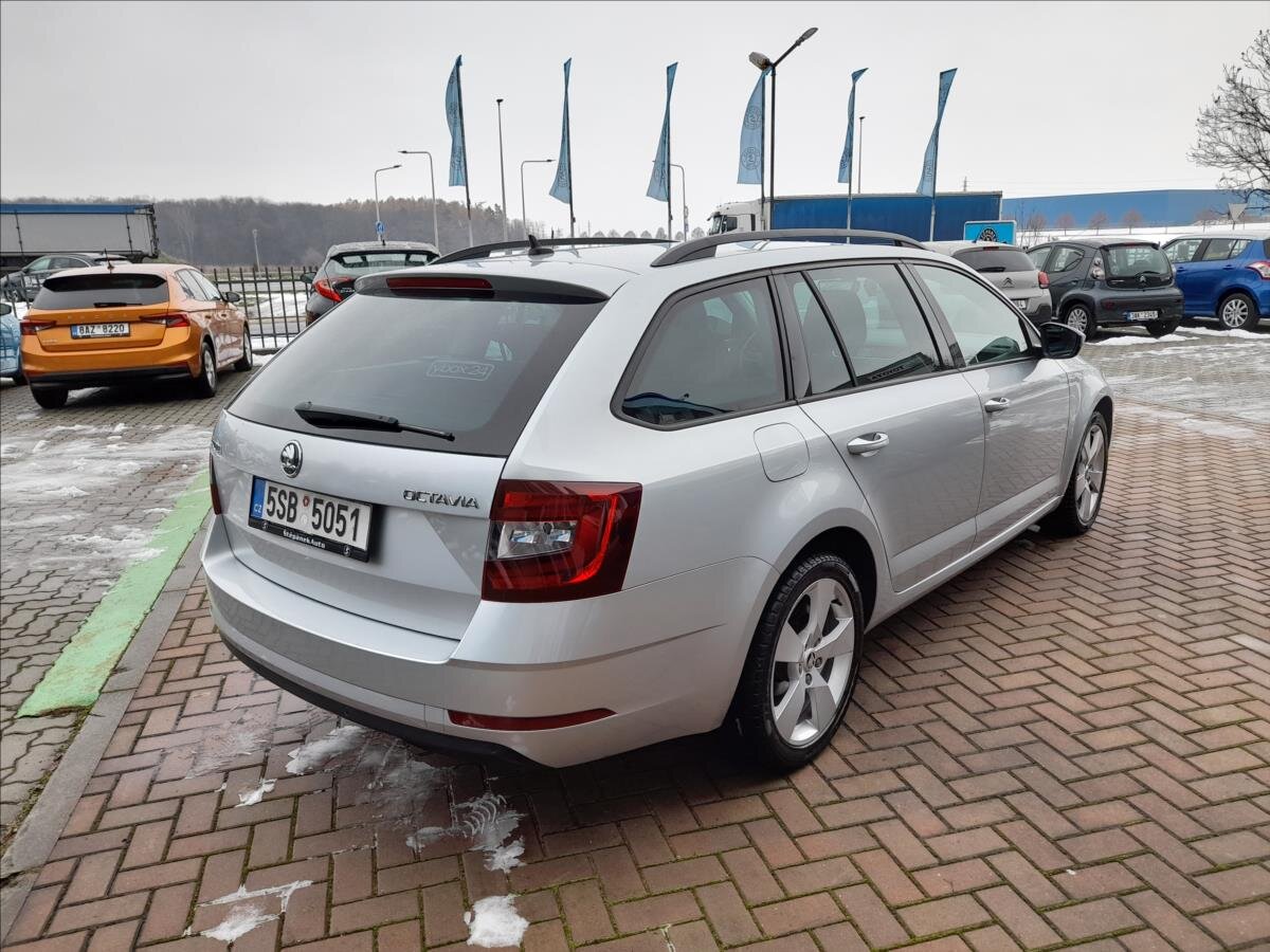 Škoda Octavia Kombi 2,0 l 110 kw