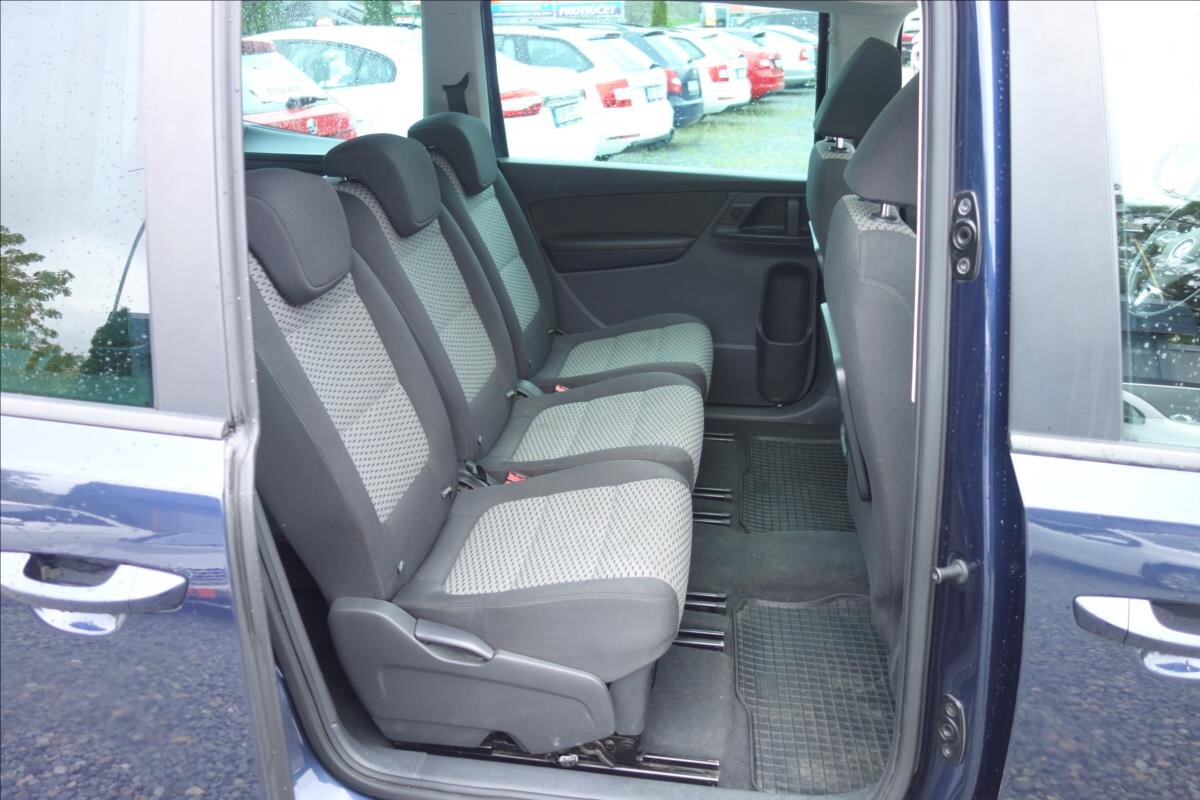 Volkswagen Sharan MPV 2,0 l 100 kw