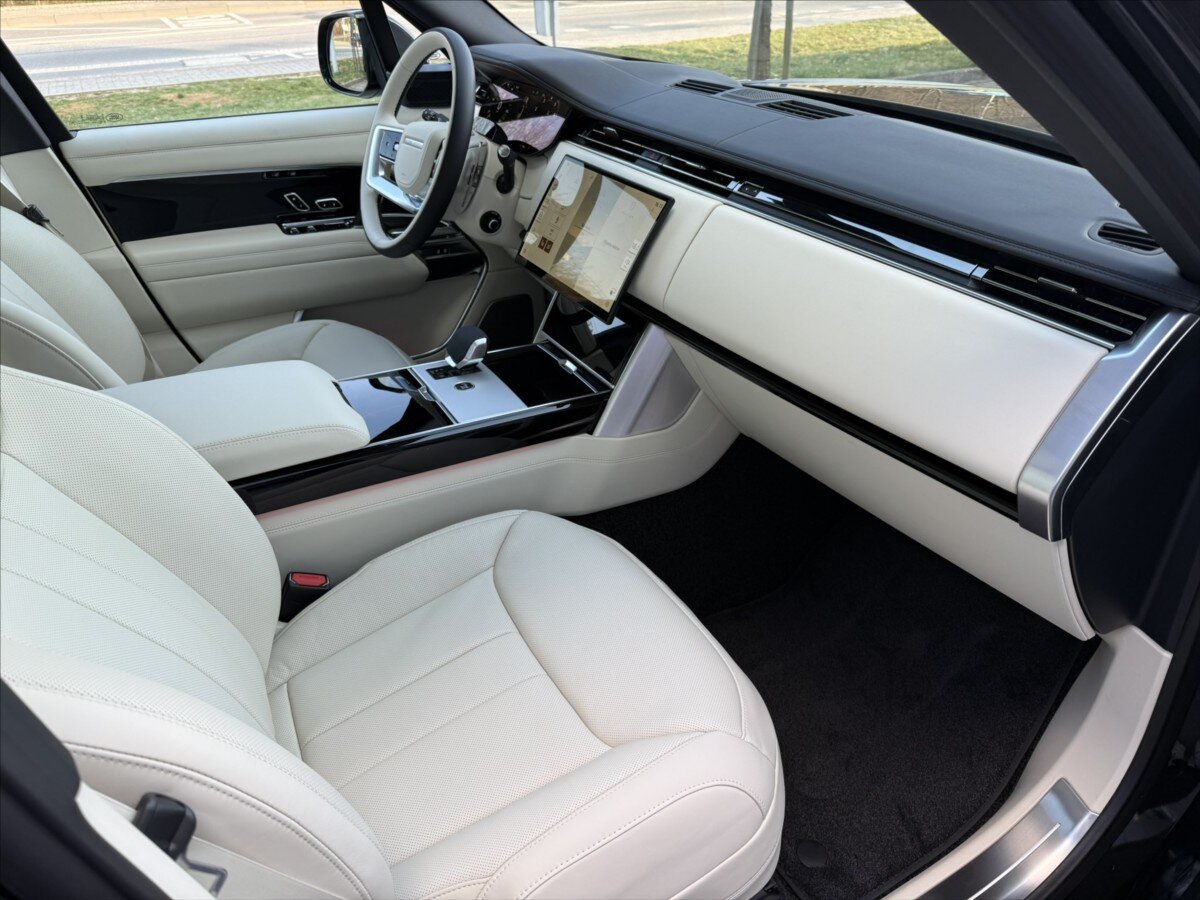 Land Rover Range Rover SUV / Terénní 4,4 l 390 kw