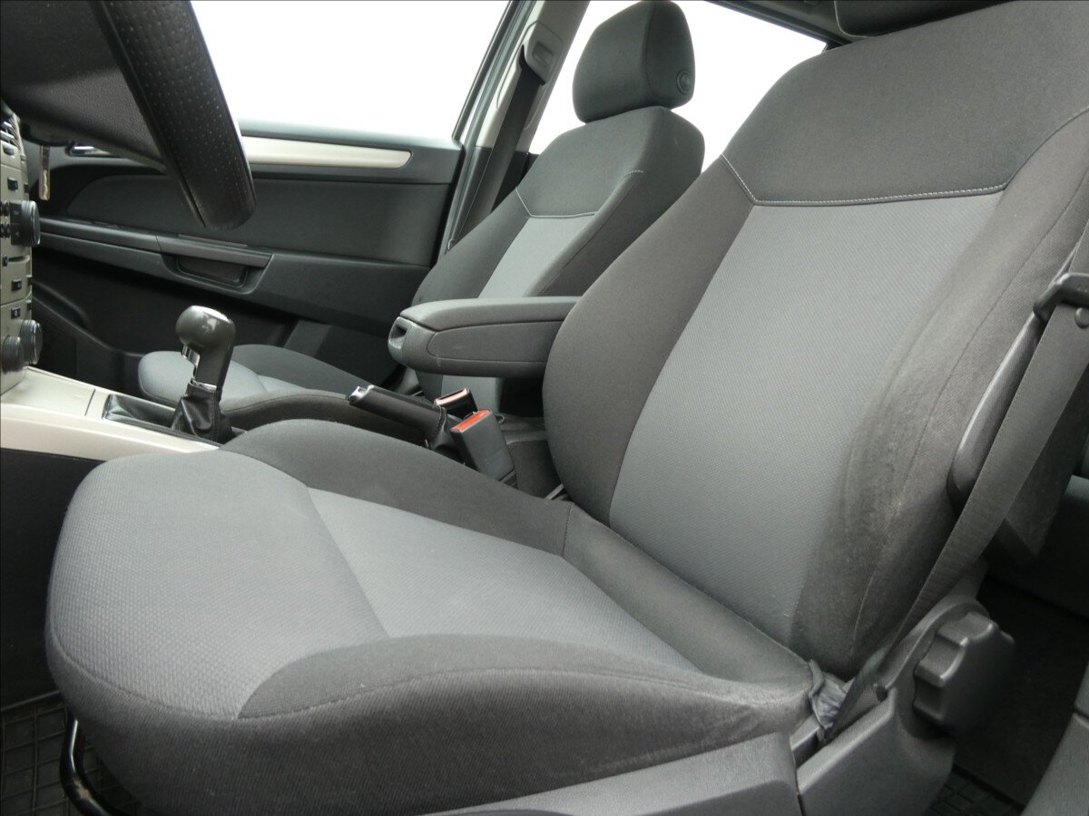 Opel Astra Kombi 1,7 l 74 kw