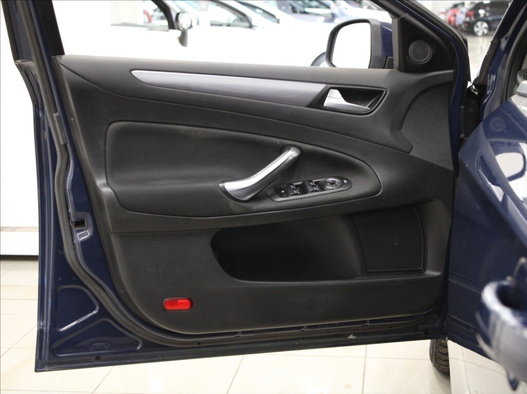 Ford Mondeo Kombi 2,0 l 103 kw