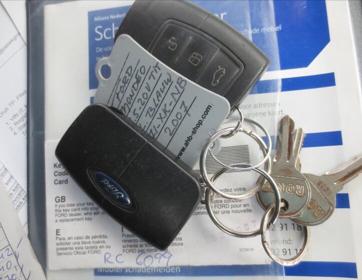 Ford Mondeo Liftback 2,5 l 162 kw