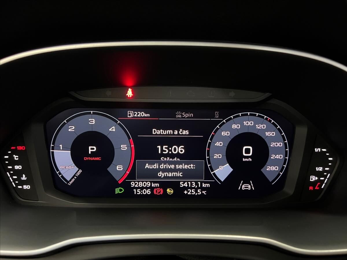 Audi Q3 SUV / Terénní 2,0 l 110 kw