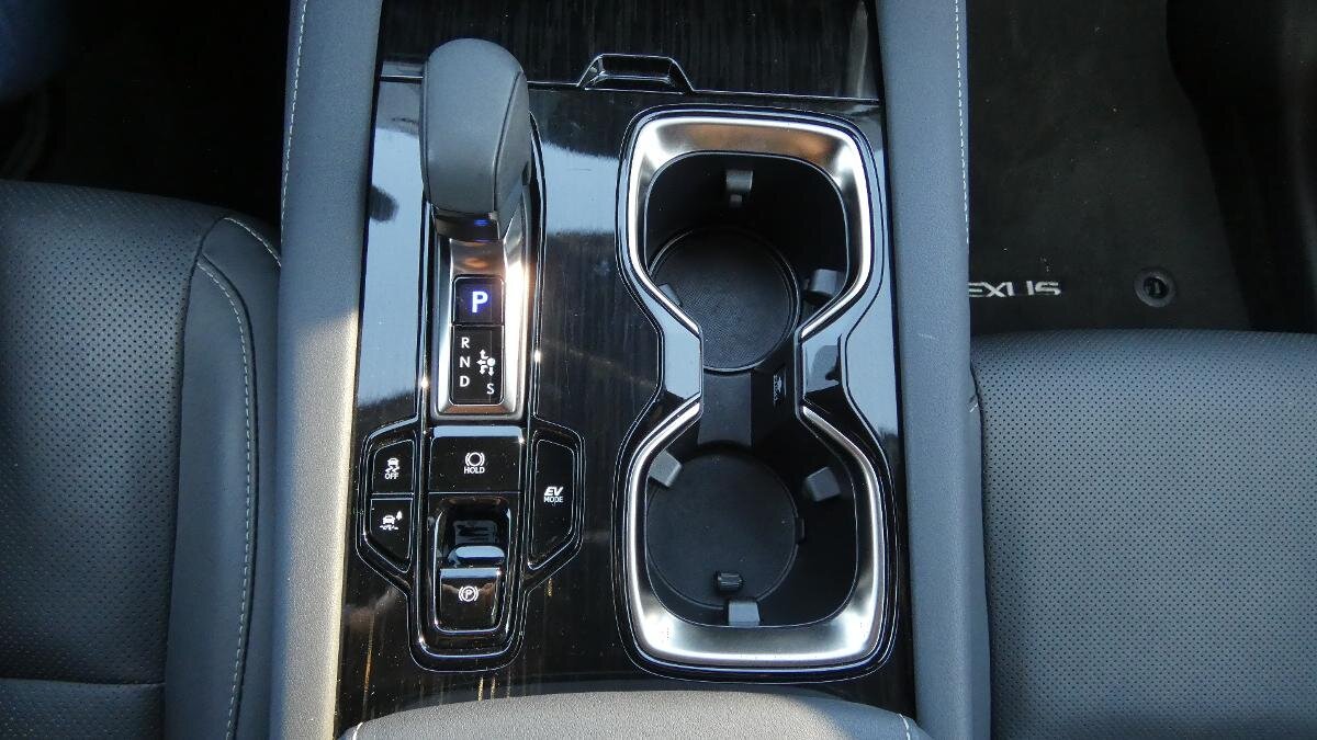 Lexus RX 350h SUV / Terénní 2,5 l 140 kw